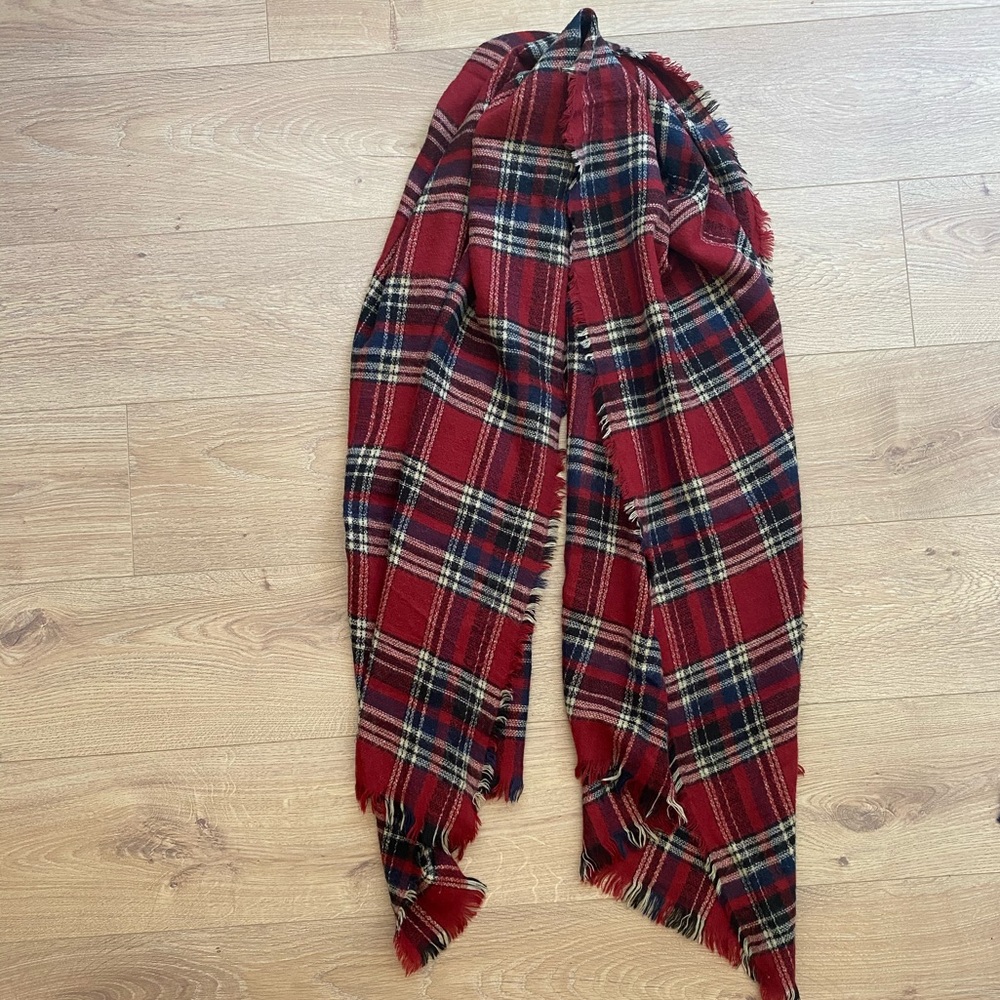 Francesca’s blanket plaid scarf